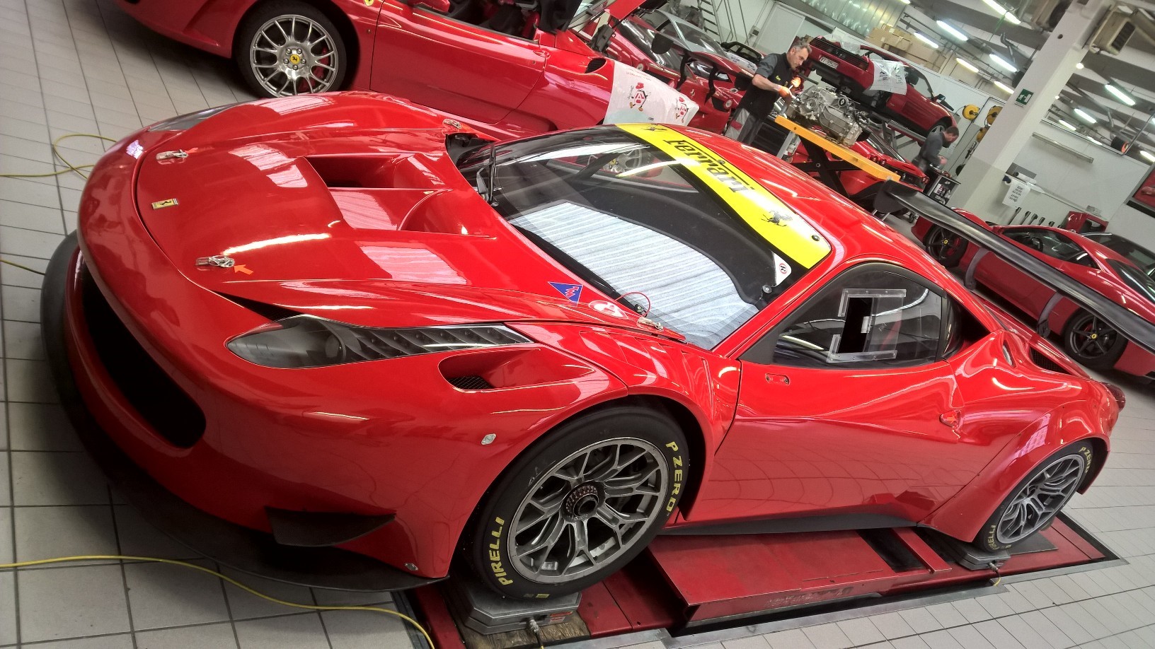 ESORDIO FERRARI 458 GT3